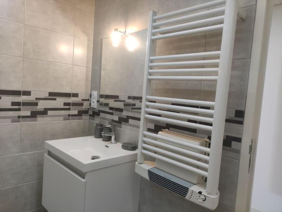 Апартаменти L'Atelier De La Cite - Parking Gratuit Securise Каркассонн Екстер'єр фото