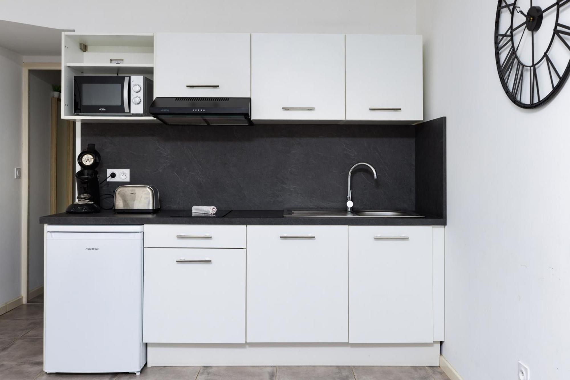 Апартаменти L'Atelier De La Cite - Parking Gratuit Securise Каркассонн Екстер'єр фото